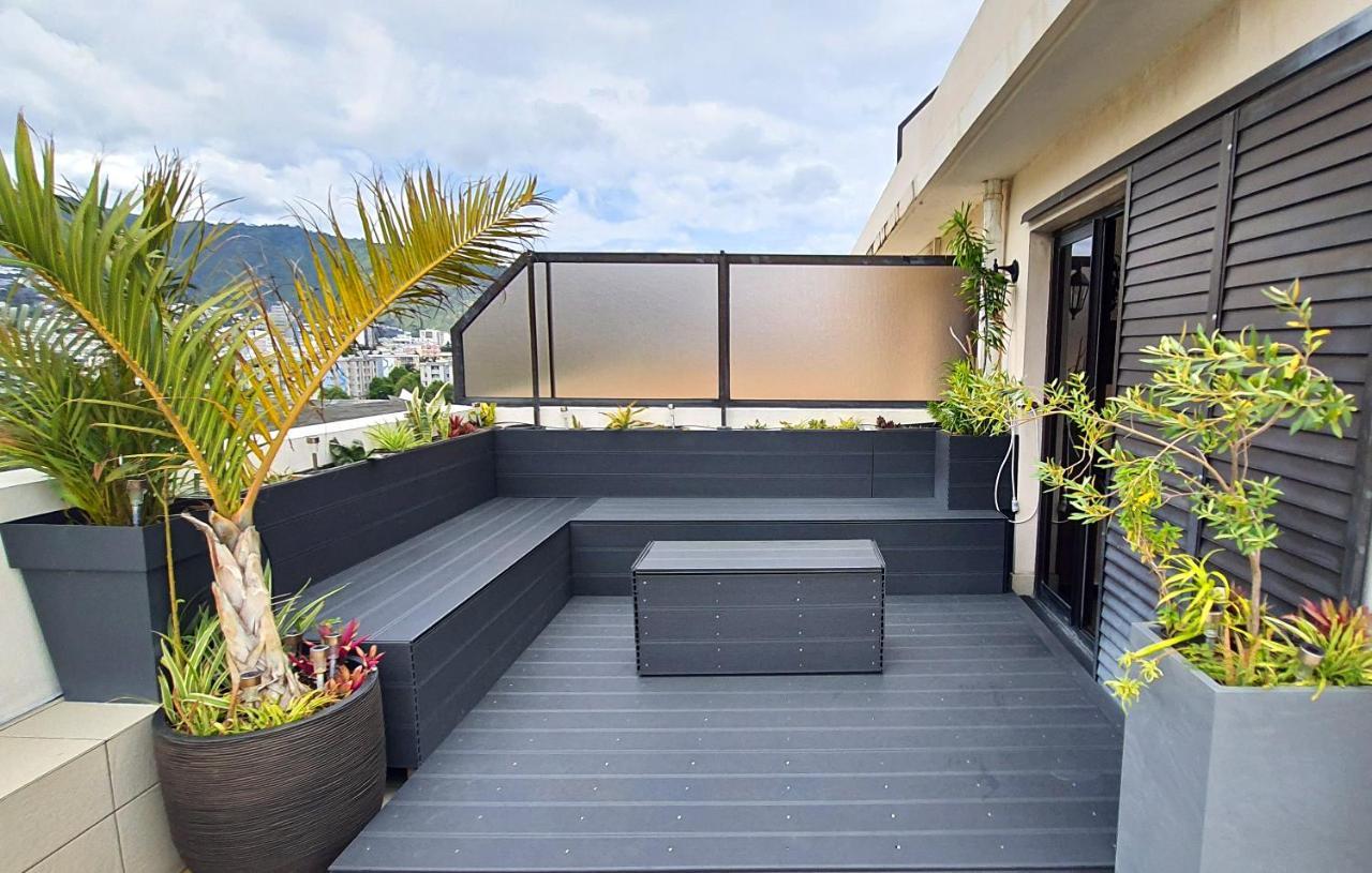 Rooftop - L'Appartement En Haut Saint-Denis Kültér fotó