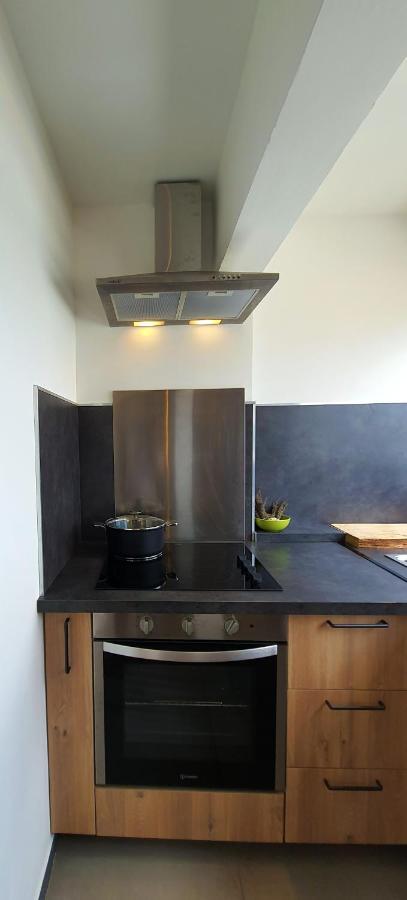 Rooftop - L'Appartement En Haut Saint-Denis Kültér fotó